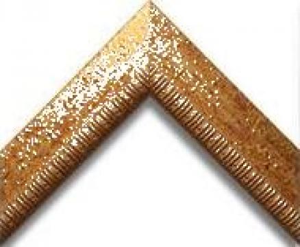 Profil lemn culoarea auriu de la Frameart Decor Srl.