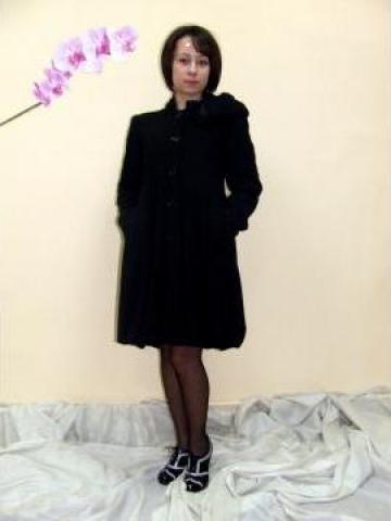 Palton negru gogoasa de la Casa De Moda Stylebazar