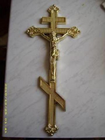 Crucifix auriu mat C5
