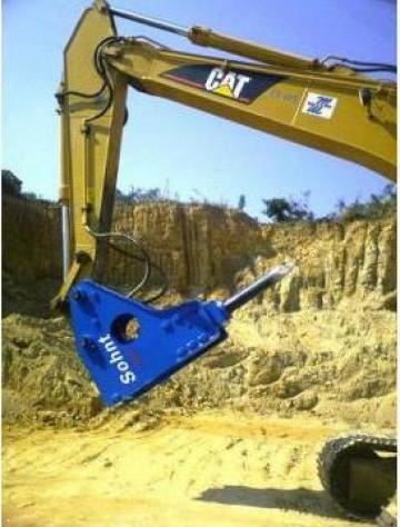 Picon excavator Caterpillar 320BNLC