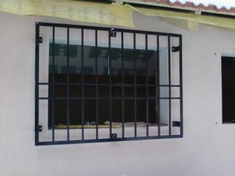 necessary Puno factor Gratii metalice de protectie ferestre - Minisu De Sus - New Metal Design  Srl, ID: 2148097, pareri