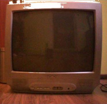 Televizor color Hitachi 52cm de la 