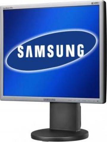 Monitor LCD refurbished 19 Samsung 943 de la Store Mania