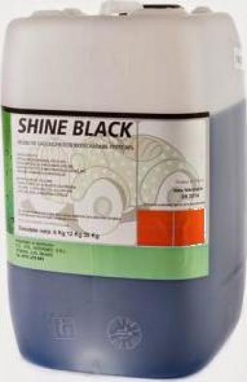 Detergent anvelope Negru de cauciuc Shine Black de la Stil Intermed Srl