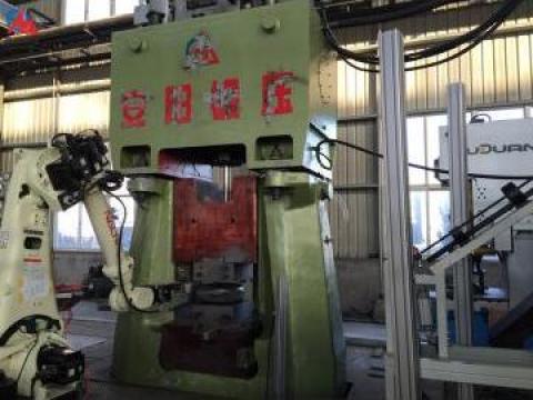Sistem CNC complet hidraulic inchis ciocan forjat de la Anyang Forging Press Company