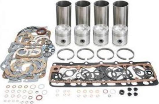 Set motor Isuzu 4BG1-TCG01 de la Terra Parts & Machinery Srl