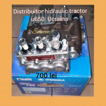 Distribuitor hidraulic tractor U650 de la Emcom Invest Serv Srl