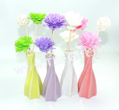 Difuzor odorizant ambiental, vaza cu flori de la Thegift.ro - Cadouri Online
