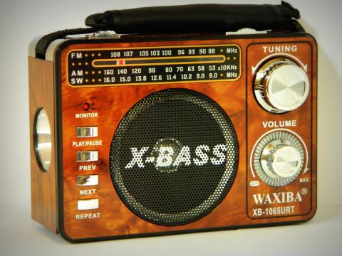 Radio portabil Waxiba XB-1063URT