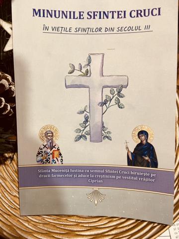 Carte, Minunile Sfintei Cruci in vietile Sfintilor sec.III de la Candela Criscom Srl.