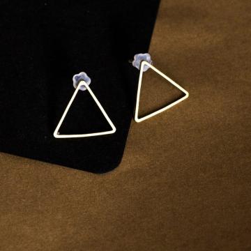 Cercei triunghi din alama de la Raw Jewellery Srl
