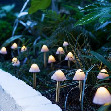 Lampa solara LED 12 ciuperci mini alb cald 24 cm x 4 m de la Rykdom Trade Srl