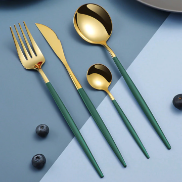 Set tacamuri 24 piese stil portughez de la Speedbox SRL