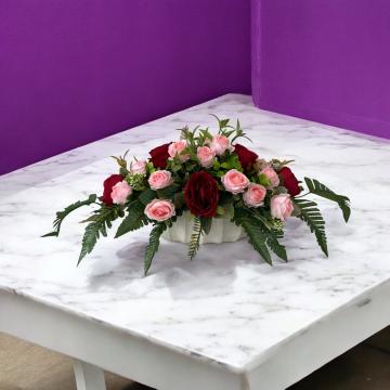 Aranjament floral oval din flori artificiale, colorat