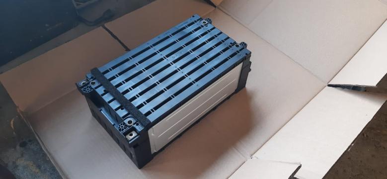 Baterii li-ion si lifepo4 de la Gis Container