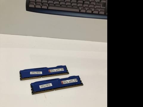 Memorie gaming Kingston Fury Blue 16GB, DDR3-1866, CL10 de la Fan Pc Servicii Srl