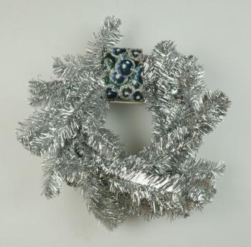 Ghirlanda artificiala Oliva argintie diametru 440 mm lungime