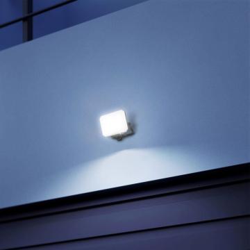 Proiector LED 20W exterior VLE-F3-0205B - Negru (5000K) de la Casa Cu Bec Srl