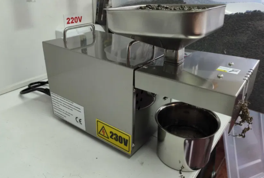 Presa ulei miez de nuca maruntita