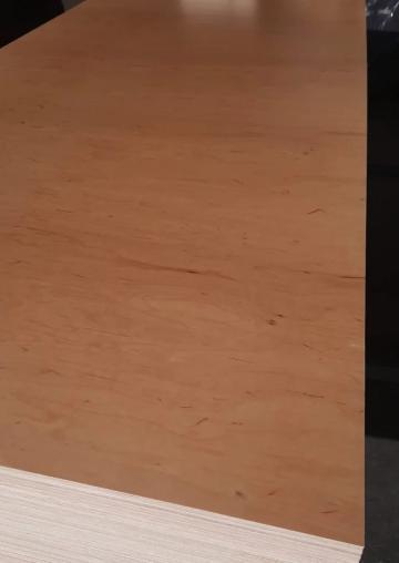 Placaj mesteacan melaminat transparent 6.5mm 1250x2500mm de la URBANIX SRL