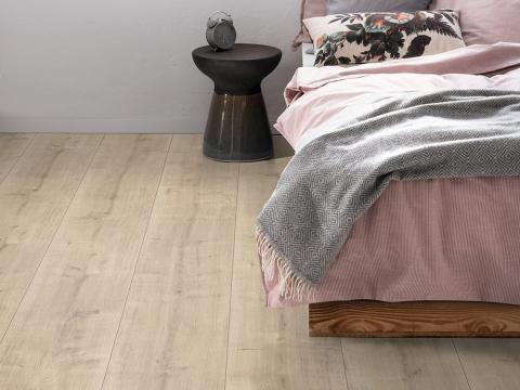 Parchet laminat Egger EPL107 Stejar Hamilton creme 8 mm de la Visaria Design Srl.