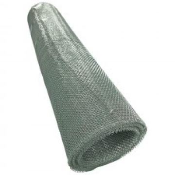 Plasa cu sarma subtire si ochiuri medii 4.2x4.2x0.56mm / 12m de la PDET Atlantic Distribution Srl
