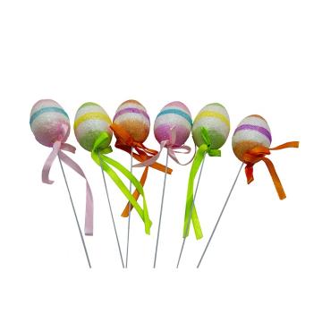 Decoratiune Ou din polistiren pe bat multicolor