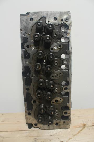 Chiulasa Komatsu WB97-S