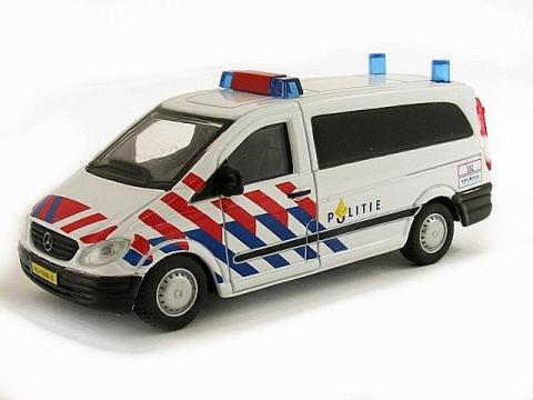 Macheta Mercedes Benz Vito politie 1:50