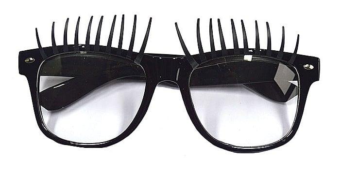 Ochelari petrecere cu gene de la Hobbyplanet Romania