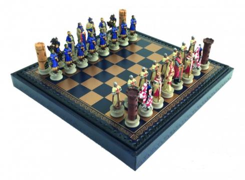 Set sah Cruciatii cu tabla si cutie de la Chess Events Srl
