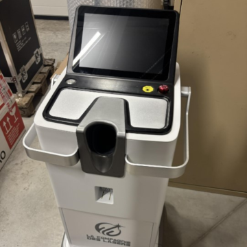 Laser tratamente estetice Wingderm Lasermach Pro 2021 de la 24fix Service