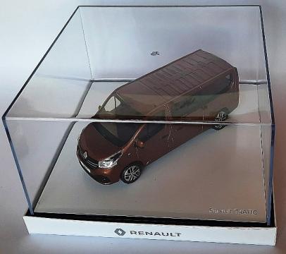 Macheta auto scara 1 43 Norev Renault Trafic maro