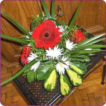 Aranjament floral masa de la Simonne