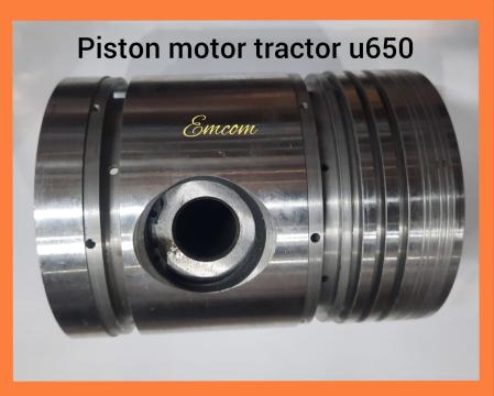 Piston motor tractor U650
